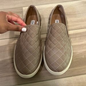 Steven Madden ecentrcq slid on sneakers